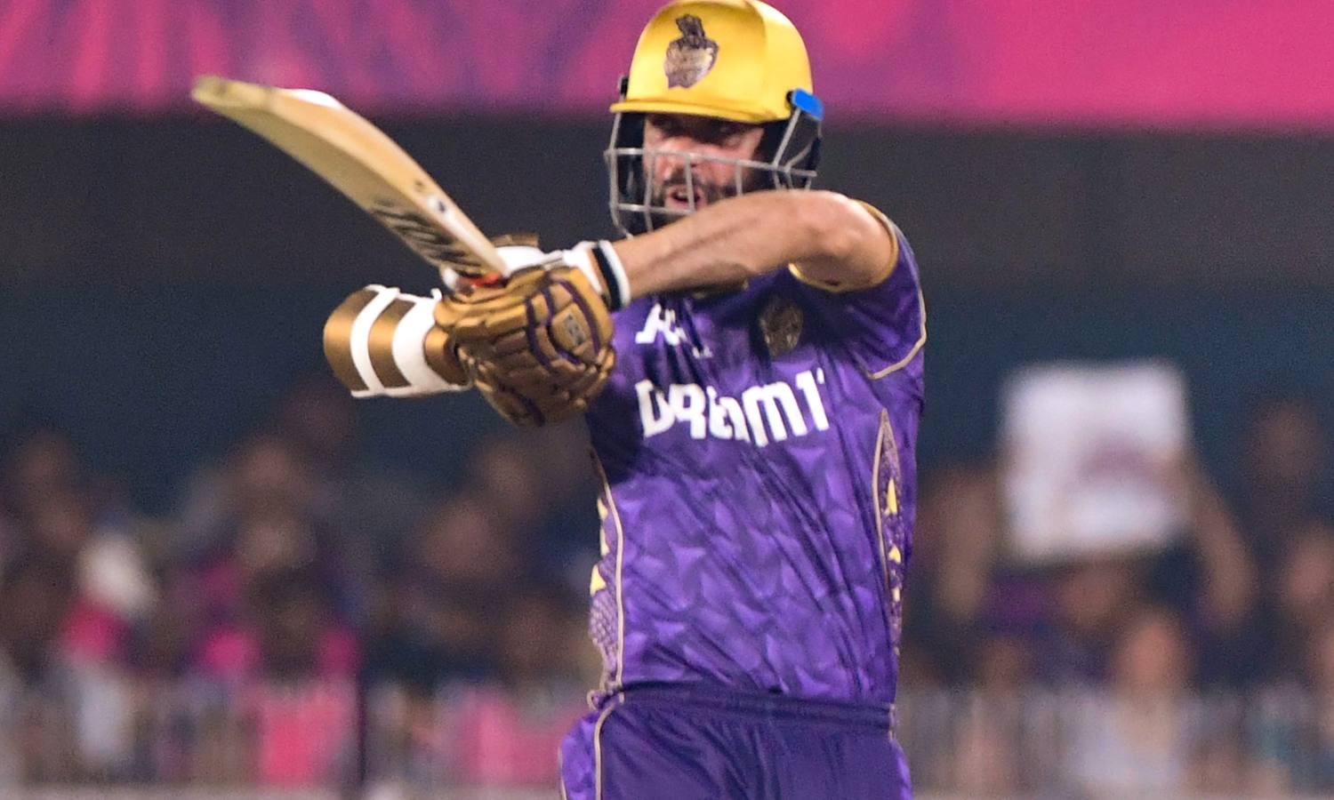 De Kock’s sparkling 97 guides KKR to dominant eight-wicket win over RR De Kock’s sparkling 97 guides KKR to dominant eight-wicket win over RR