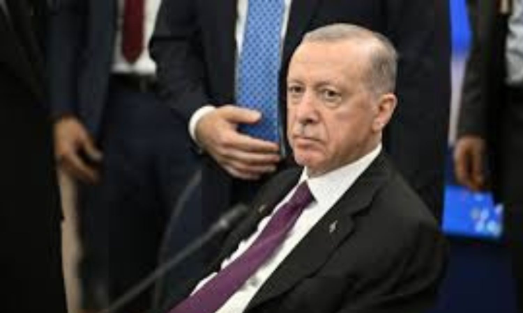 EU balancing act over Turkey ties