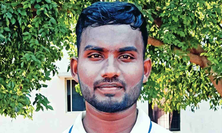 Tamizhdhasan sparkles with six-wicket haul