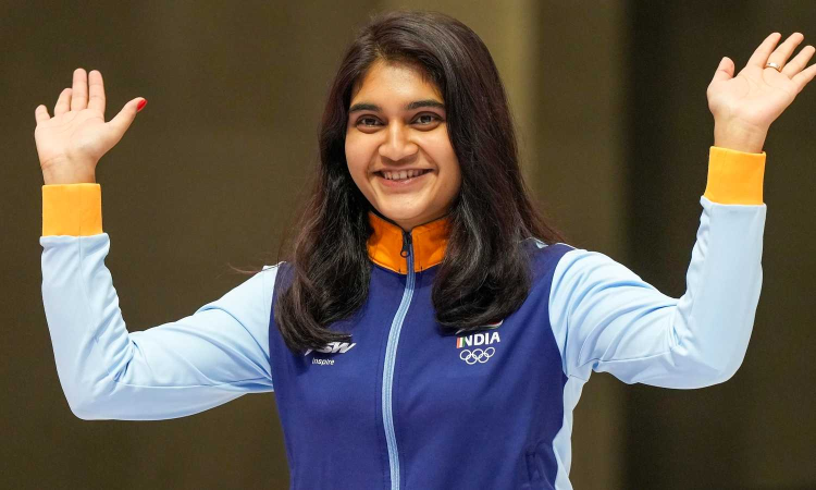 Esha bags silver in 25m pistol event, Manu finishes sixth Esha bags silver in 25m pistol event, Manu finishes sixth