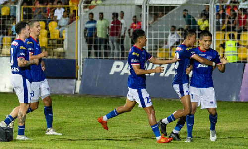 ISL 2024-25: Sunil Chhetris last-gasp goal sinks Goa at home as Bengaluru FC progress to Final