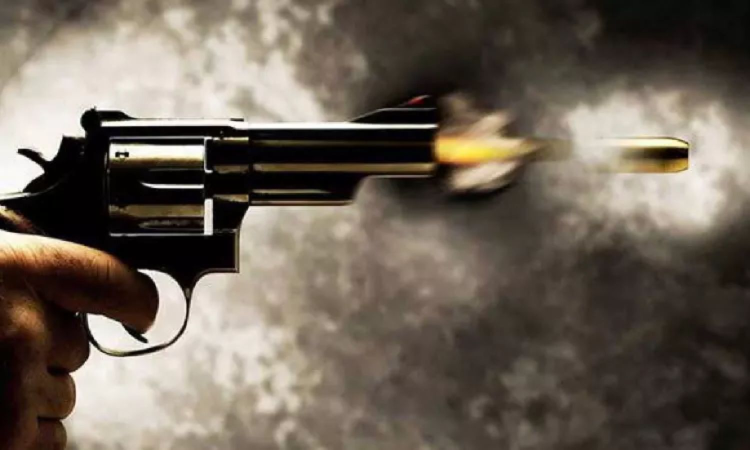 Youth hurt after friend opens fire during a tussle in Tiruchy