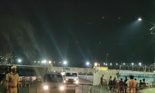 Union Minister Amit Shah arrives at Chennai airport ahead of alliance talks