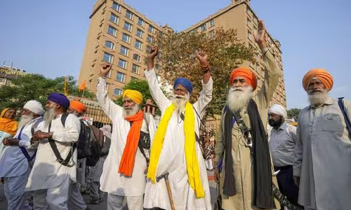Thousands of Sikhs, including from India, celebrate Baisakhi in Pak as PM Shehbaz, Prez Zardari extend greetings