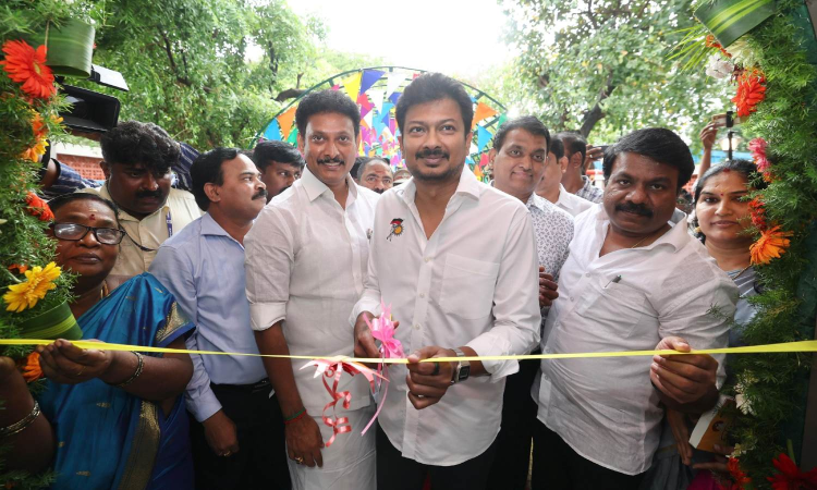 Renovated Marina Beach library with 7,500 books opens to public Renovated Marina Beach library with 7,500 books opens to public