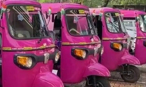 Social welfare dept warns men against driving pink autos reserved for women