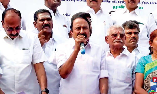 AIADMK veteran Sengottaiyan buries the hatchet, praises Edappadis  good governance