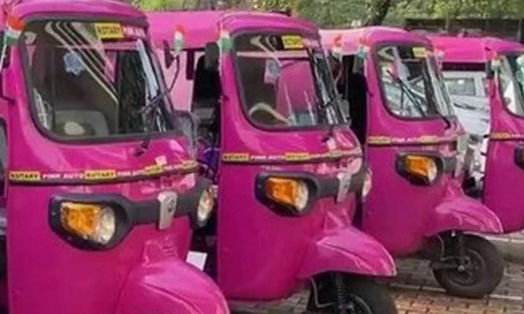 Social welfare dept warns men against driving pink autos reserved for women