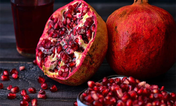 1st commercial sea shipment of unique Indian pomegranates reaches US: Centre