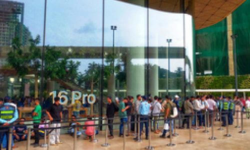 Apple achieves its best-ever first quarter shipments in India