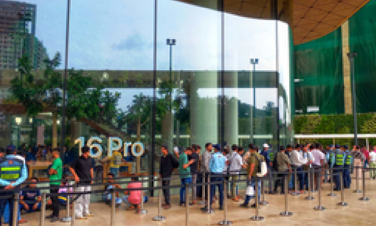 Apple achieves its best-ever first quarter shipments in India Apple achieves its best-ever first quarter shipments in India