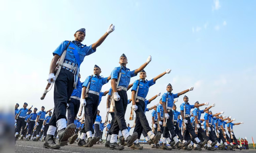 3 persons including 2 Navy personnel held for extorting money from Agniveer aspirants