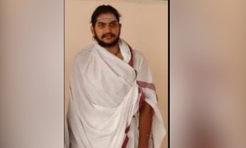 Kanchi Sankara Mutt to install 20-year-old Hyderabad scholar as 71st Pontiff