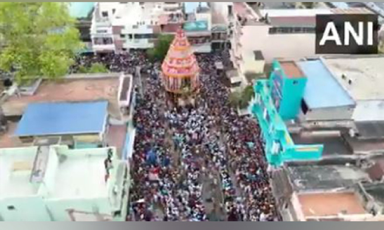 Devotees celebrate Chithirai Car festival at Srirangam Temple in Tiruchy