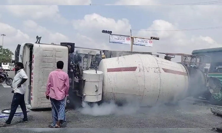 Tanker truck carrying 30 tonnes of concrete mix overturns on Bengaluru-Chennai highway
