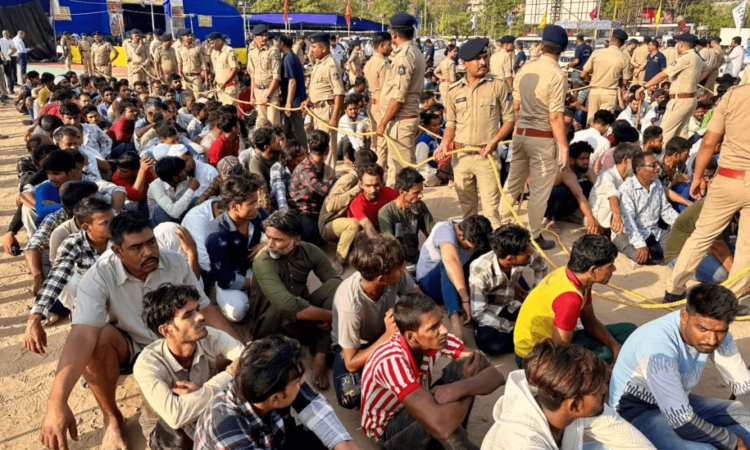 More than 1,000 illegal Bangladeshi immigrants detained in crackdown at Ahmedabad, Surat