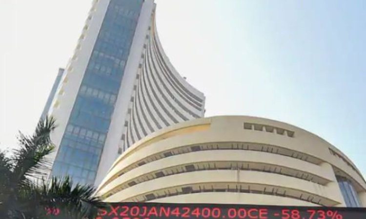 Markets end marginally higher; Sensex climbs 70 points on foreign fund inflows