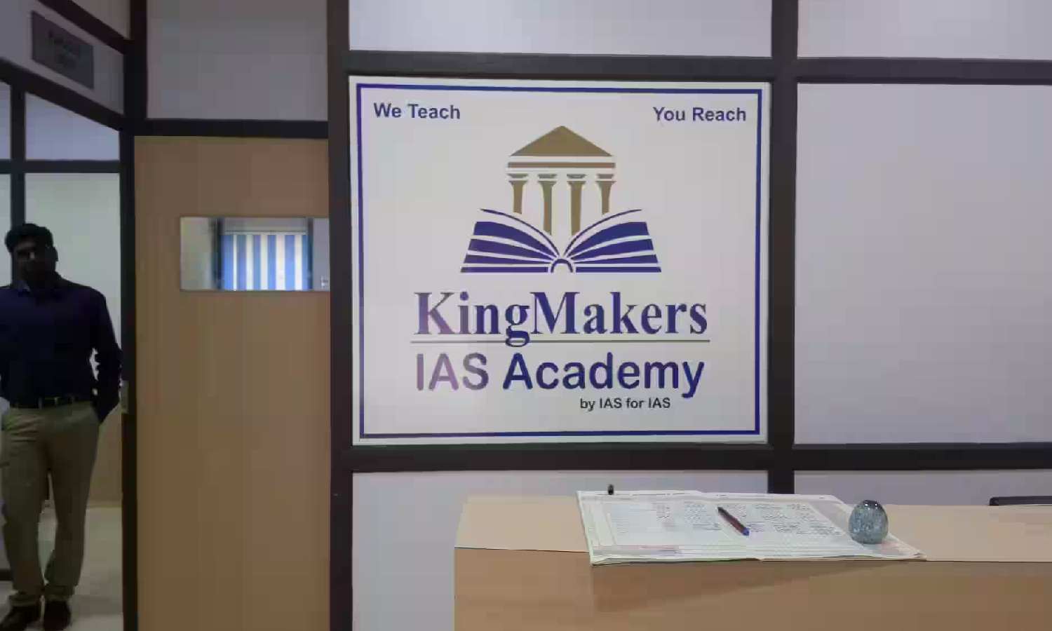 KingMakers IAS Academy felicitates its achievers