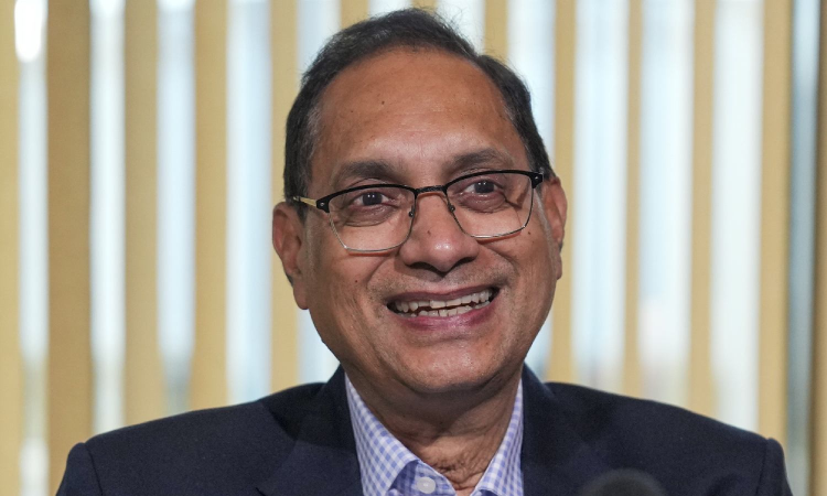 Sebi chief rules out aptitude test for retailers in F&O trade