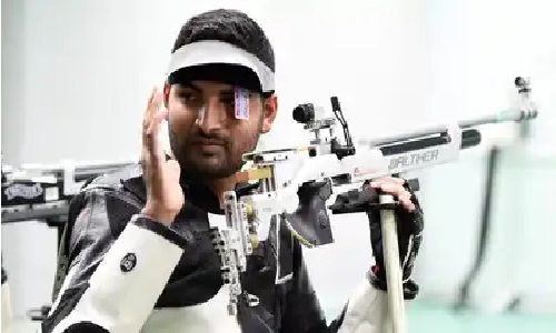 Kiran Jadhav takes mens air rifle gold in KSSM Shooting Chship