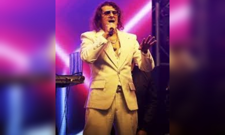 I leave it up to sensible people of Karnataka to decide who is at fault: Sonu Nigam