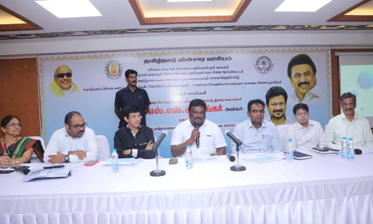 Restore power supply quickly, EB Minister Sivasankar tells field staff Restore power supply quickly, EB Minister Sivasankar tells field staff