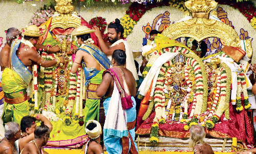 Thirukalyanam showcases Madurai’s festive spirit