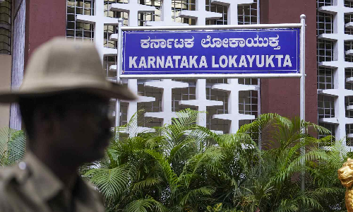 Karnataka Lokayukta conducts searches in assets case against seven govt officials