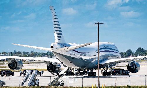 Emoluments debate: Qatars plane for Trump fuels ethical concerns