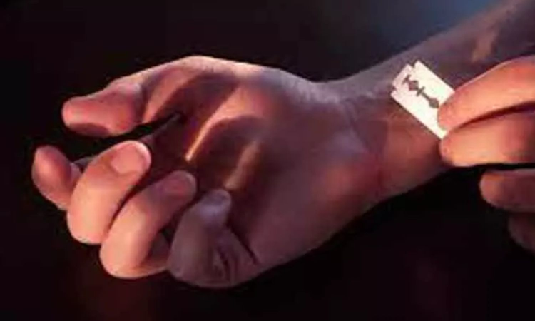 Chennai: History-sheeter claims attempt to frame false case, cuts self at police station