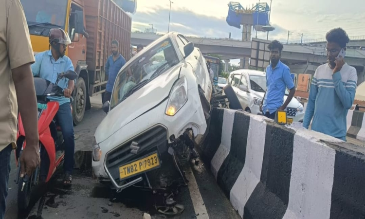 Chennai: Taxi rams into median on Kathipara flyover, woman hurt