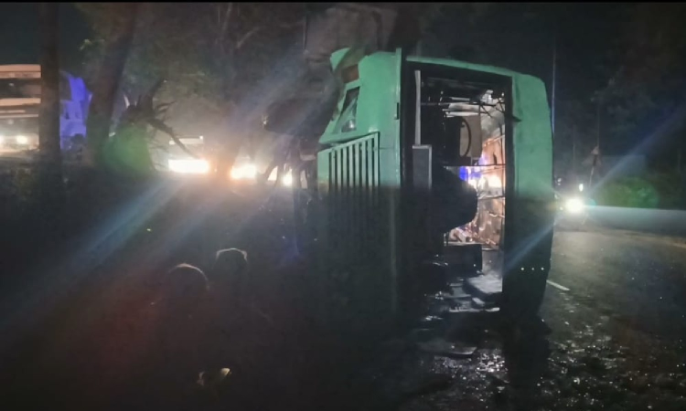 19 injured after government bus overturns near Chengalpattu