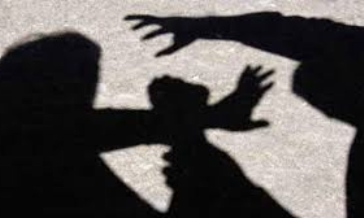 Chennai: Auto driver and minor assault cop in road rage incident Chennai: Auto driver and minor assault cop in road rage incident