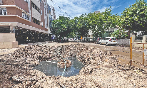 Repair works damage pipeline, caused gas leak in Anna Nagar Repair works damage pipeline, caused gas leak in Anna Nagar