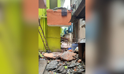 Nochikuppam residents reject CMRL denial, blame it for balcony collapse