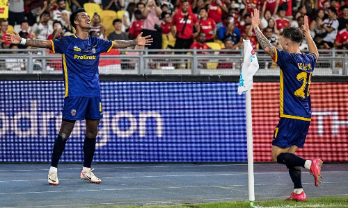 Man Utd goes down 1-0 to ASEAN All-Stars