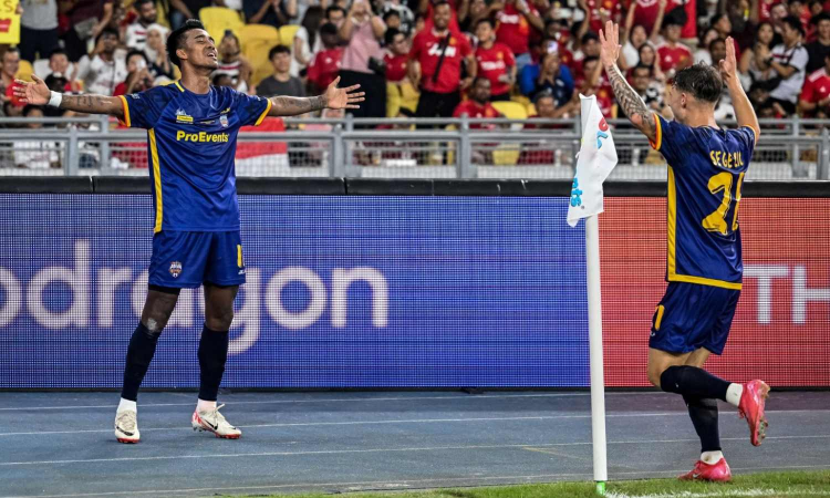 Man Utd goes down 1-0 to ASEAN All-Stars