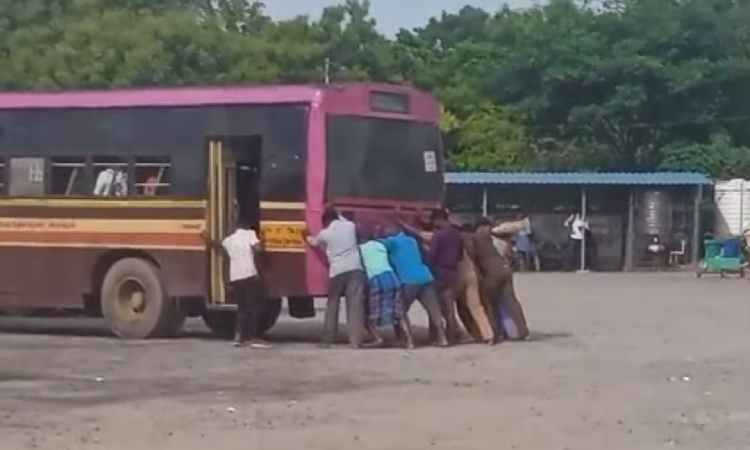 Madurantakam residents demand buses in good condition
