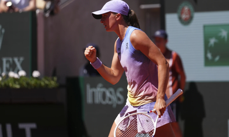 French Open: Swiatek and Sabalenka reach fourth round without dropping a set but Alcaraz labors French Open: Swiatek and Sabalenka reach fourth round without dropping a set but Alcaraz labors
