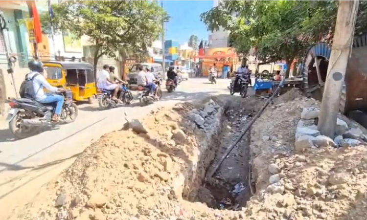 Chennai Citizen Connect: Pammal residents tread carefully as TNEB leaves pit open for months