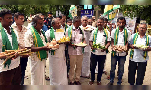 Tamil Nadu: Farmers oppose mandatory CIBIL Score for availing crop loans