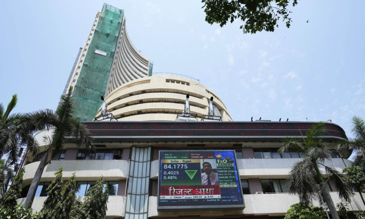 Stock markets fall for 2nd day on weak global trends, fresh foreign fund outflows