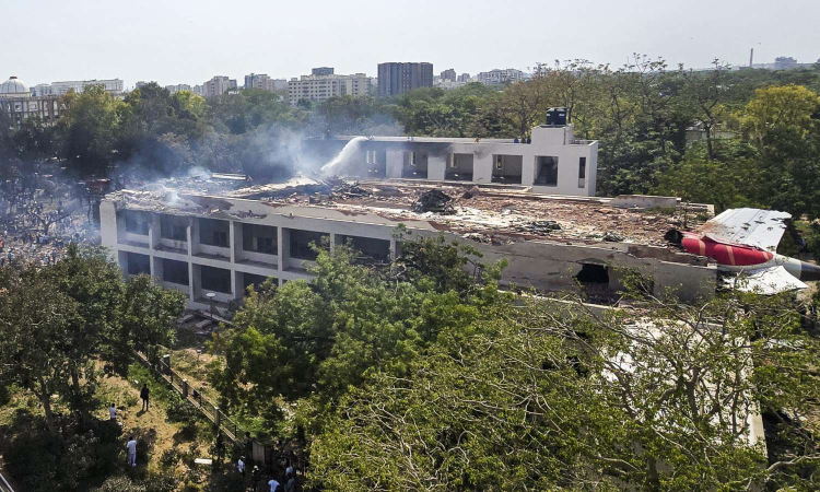 World leaders express condolences to families of plane crash in Ahmedabad World leaders express condolences to families of plane crash in Ahmedabad