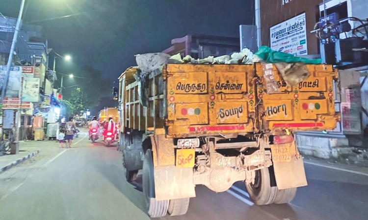 Chennai Citizen Connect: Garbage rains from uncovered trucks in north Chennai, public seeks action