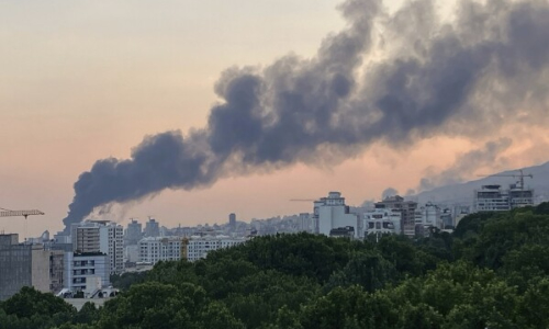 Israels strikes on Tehran broaden as Trump issues ominous warning Israels strikes on Tehran broaden as Trump issues ominous warning