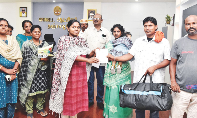 Tamil Nadu: Bihari woman and baby reunited with family