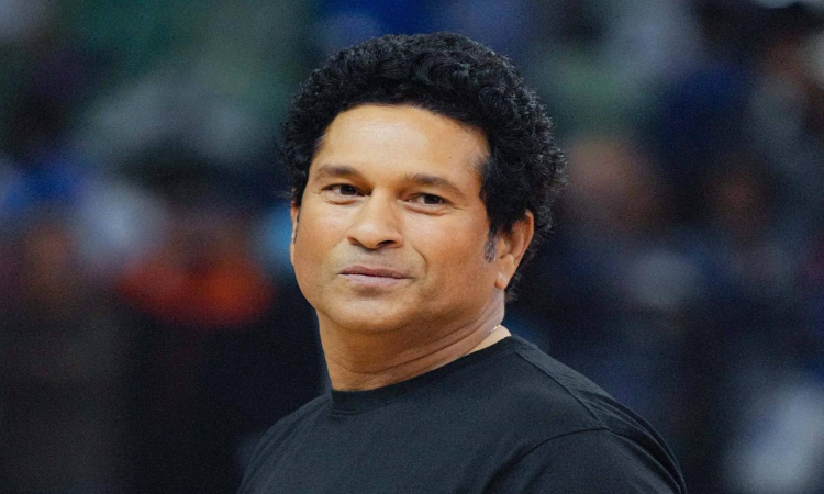 Told Pataudi family, will do everything to keep his legacy alive: Sachin Tendulkar Told Pataudi family, will do everything to keep his legacy alive: Sachin Tendulkar