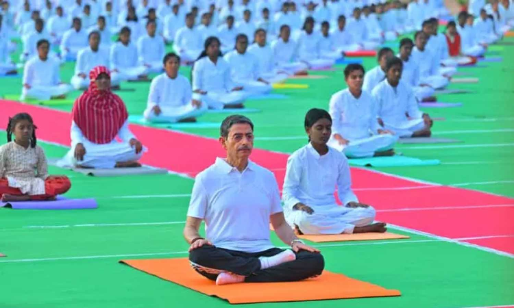 Fervour marks International Yoga Day celebration in TN Fervour marks International Yoga Day celebration in TN