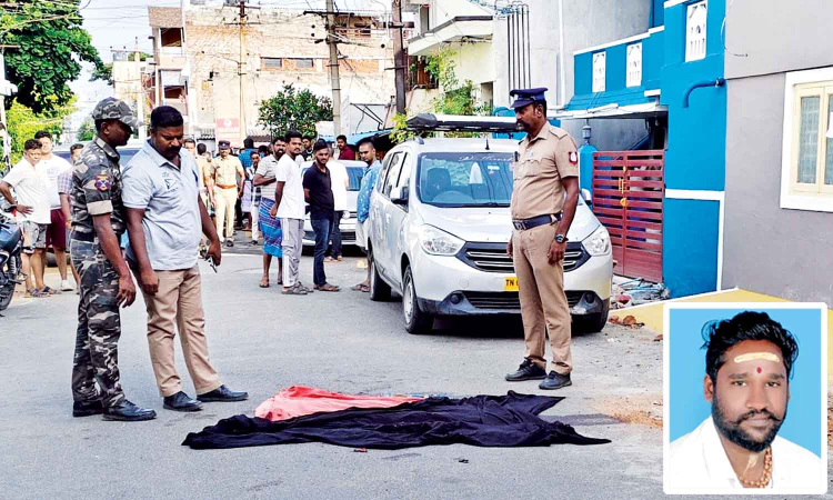 Hindu Munnani functionary’s murder sparks tension in Tirupur Hindu Munnani functionary’s murder sparks tension in Tirupur