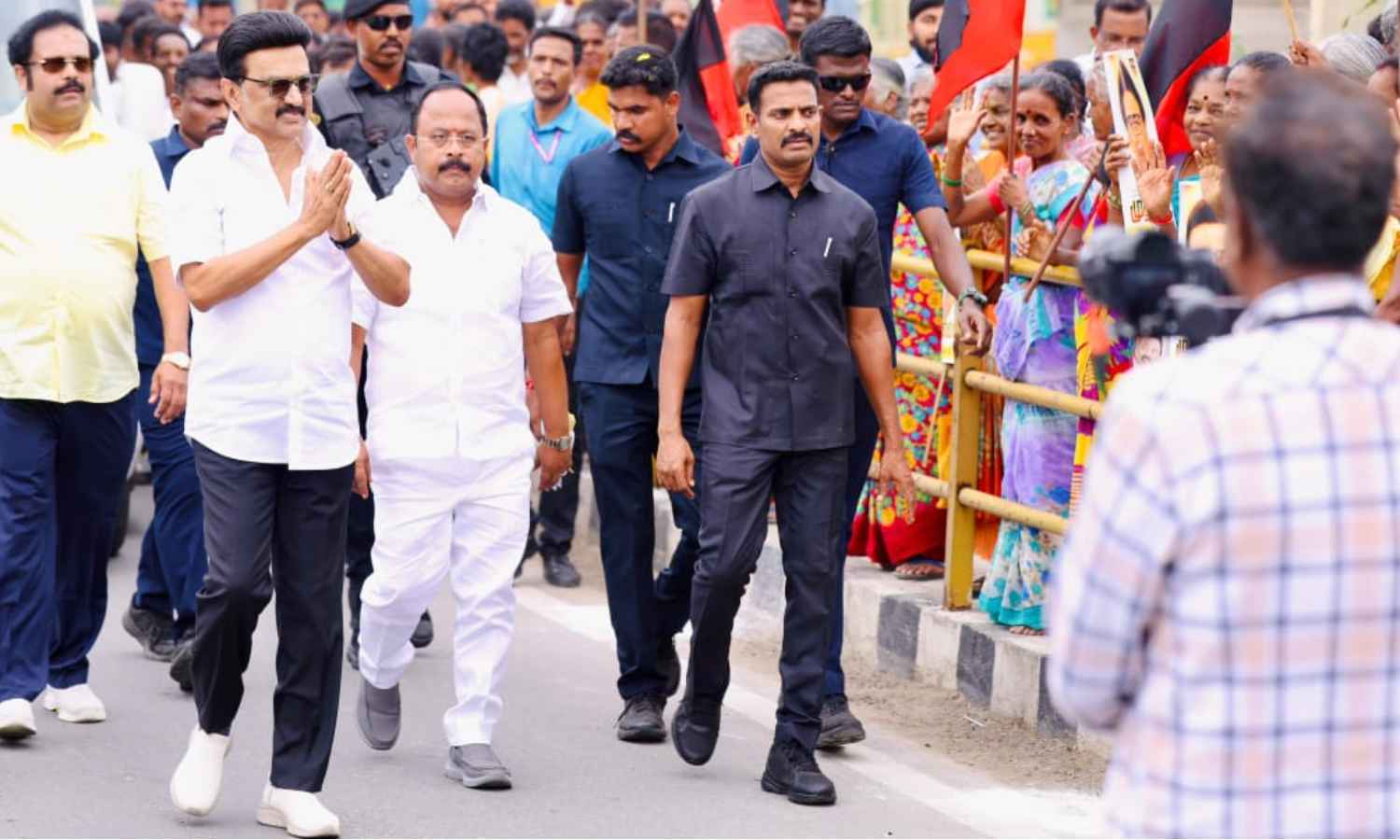 CM Stalin kicks off Oraniyil Tamil Nadu campaign